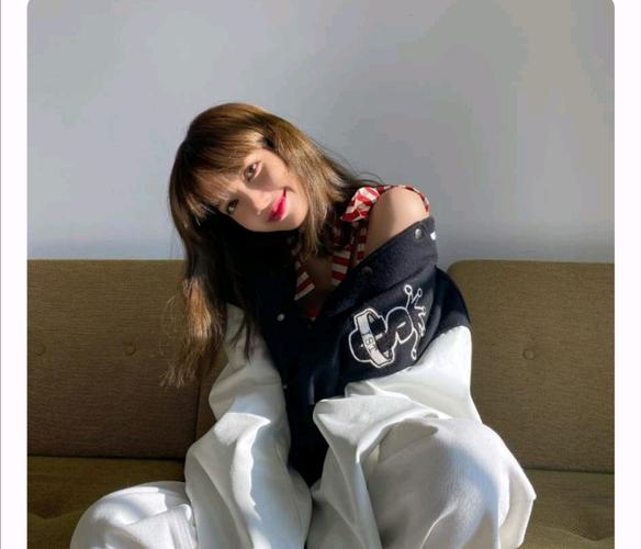 【blackpink】lisa最新ins更新