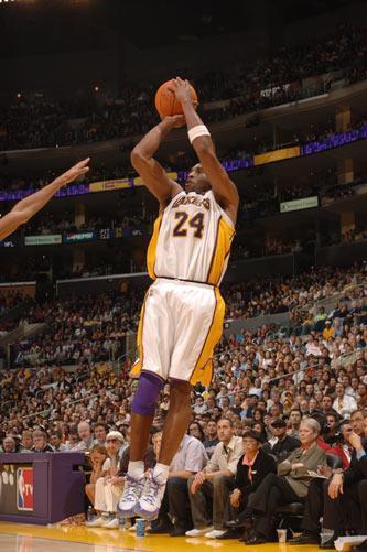 投篮姿势最美的十个人,科比美如画后仰只排第二