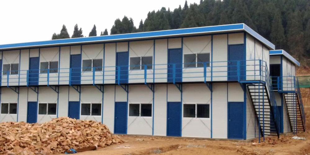 厂家 拼装式活动板房定制彩钢板k式组合房四坡工地安置房