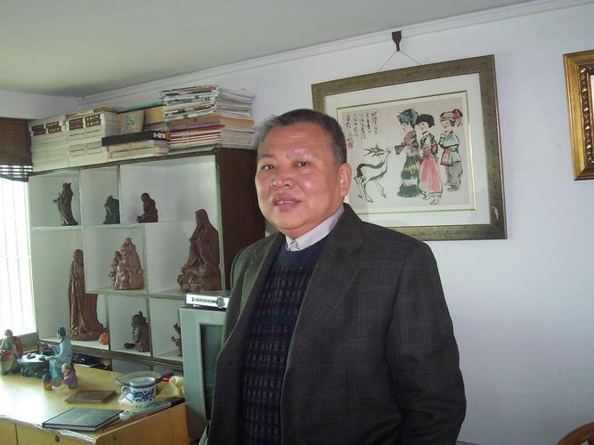 中国工艺美术大师:柳成荫的紫砂雕塑
