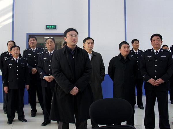 区委副书记,区长王刚慰问顺义公安分局值守民警