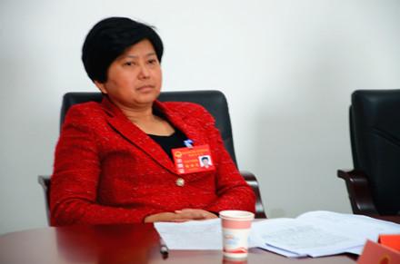 首页 代表工作    张世兰代表说:市人民政府工作报告是一个鼓舞人心的