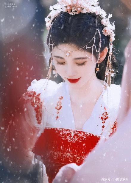 鞠婧祎曾舜晞主演的《慕南枝》杀青,期待与姜保宁郡主