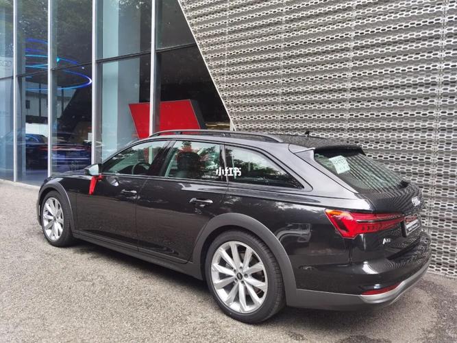 奥迪旅行车 a6 allroad 应该是国内在售最值得买的瓦罐999999