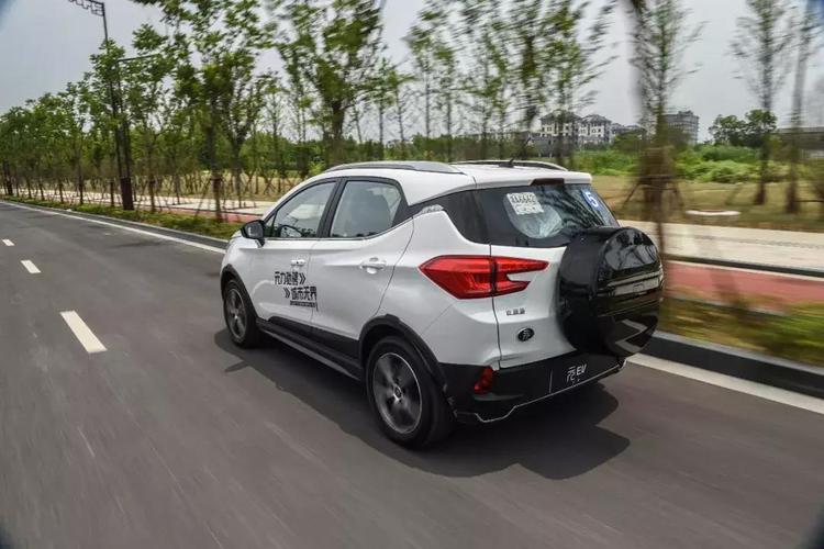 试驾比亚迪元ev 535,续航410km 10.99万起