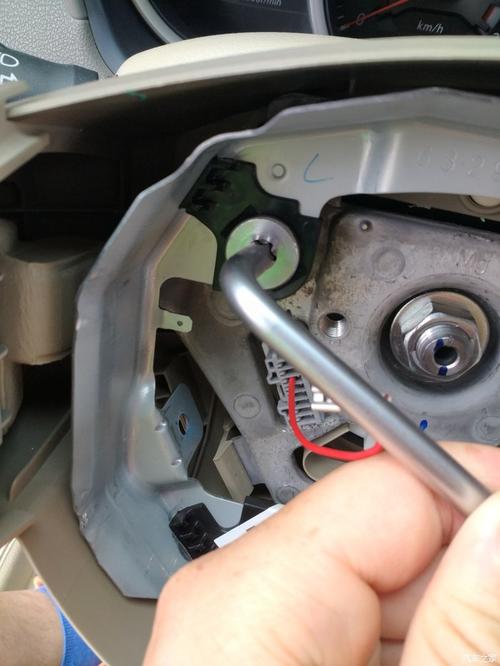 经典轩逸方向盘喇叭按键卡顿解决了!