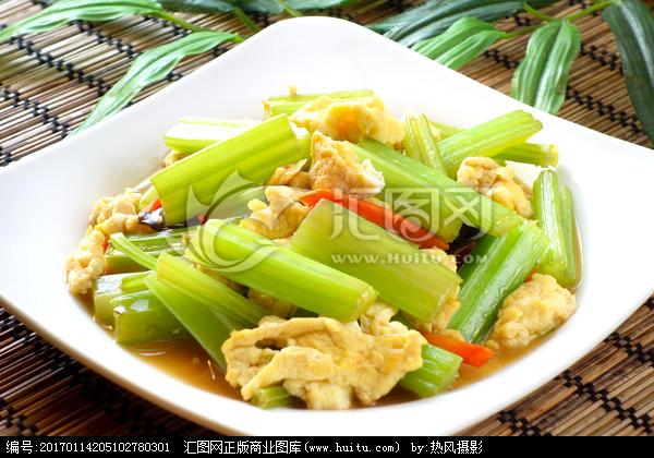 芹菜炒鸡蛋