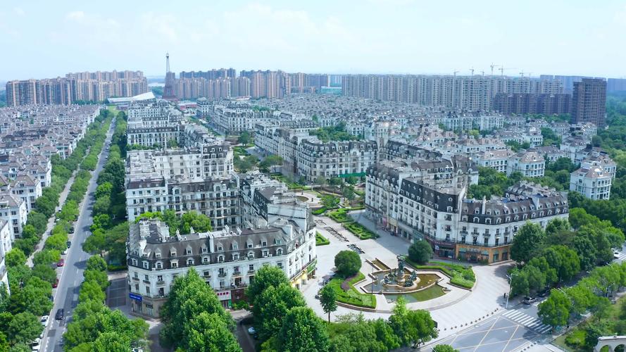 杭州临平天都城和天都公园航拍_3840x2160_高清视频素材下载(编号