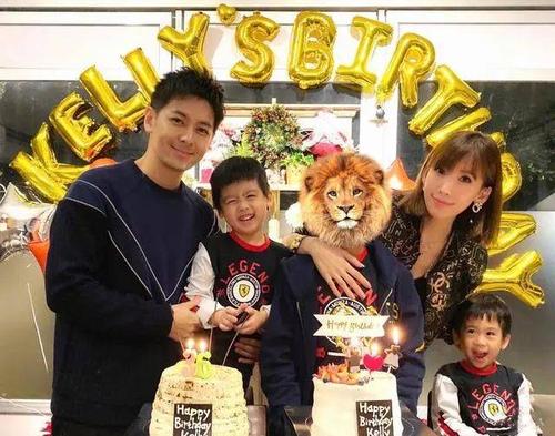 陈若仪抱欧弟女儿jojo合照好宠溺,疑似暗示林志颖自己