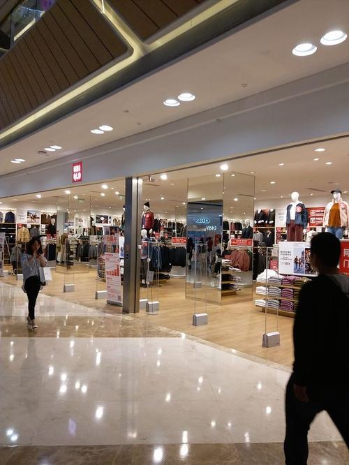 uniqlo(吾悦广场店)