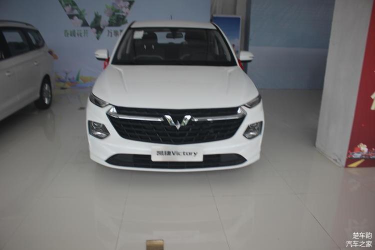 到店实拍五菱凯捷,外观时尚,动力平顺,价格优惠中.