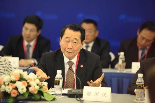 谢易初有4个儿子,谢正民,谢大民,谢中民和谢国民,合起来是"正大中国"