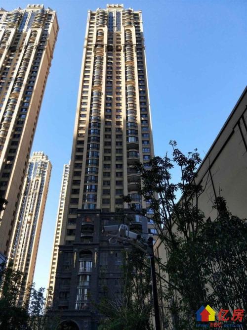 内环核心 汉街壹号公馆 464万急售 不限购 可贷款,武汉武昌区楚河汉街