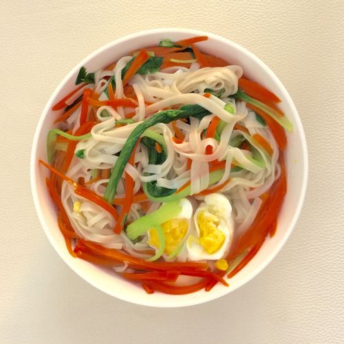梦小兔兔兔兔做的胡萝卜鸡蛋面