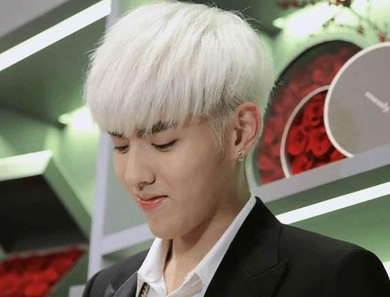 邓超刘德华《狄仁杰》上演"暗战"男明星白发造型刘德华冷酷,李晨略有