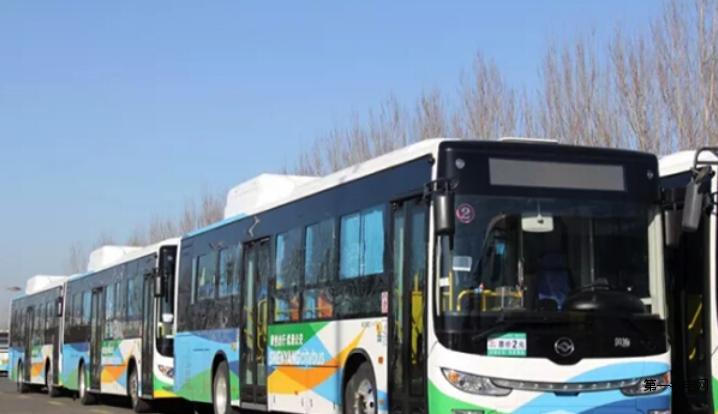 87台黄海气电混动公交交付沈阳客运集团_电动客车__第