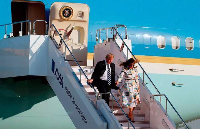 梅拉尼娅飞行16个小时终于到日本和老公亮相却被保镖抢去风头