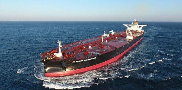 中国首创火了30万吨巨型油轮靠风推着跑世界各国抢着合作