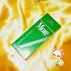 女人,香烟和酒
