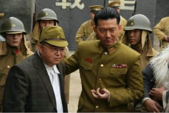 抗战时鬼子有很多汉奸翻译官,哪找来那么多会日语的中国人?
