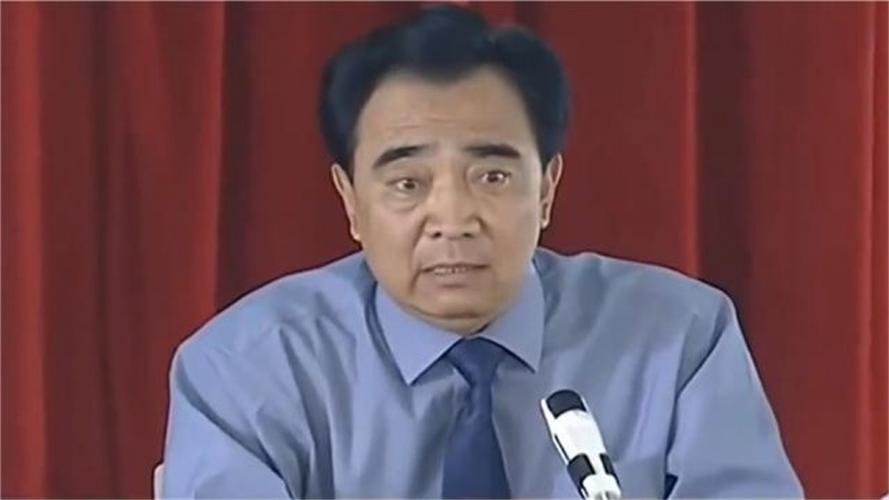 人大主任魏兆吉终于得到正义的审判市长职务被罢免服毒自尽