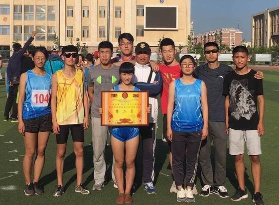 龙口一中东校在全市春季田径运动会上取得佳绩