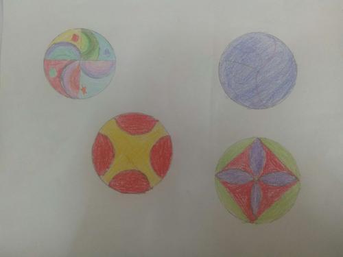 圆在生活中无处不在,以和谐,对称体现其独特的美感.