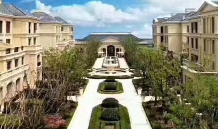 昆山市玉山镇 天际云墅 100平米