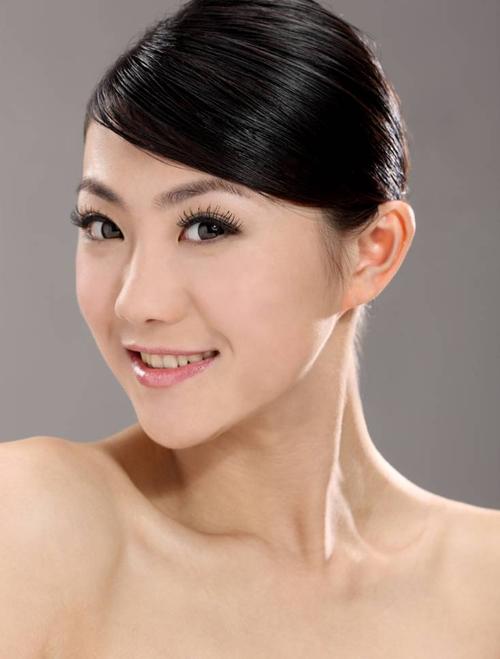 个人简介我要编辑