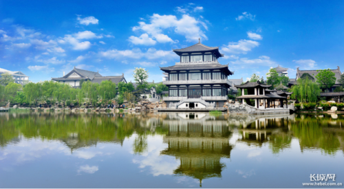 湖光十色的溢泉湖湿地公园……从自然山水,到历史文化;从人文景观,到