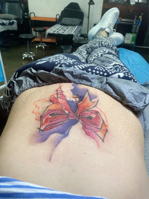 产后双胎妈妈的肚皮 妊娠纹 纹身遮盖!_纹身_妊娠纹