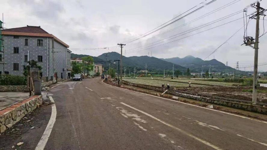 区委副书记赵立明调研临浦镇横一村美丽乡村示范村创建工作