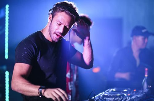 全球百大dj来打碟