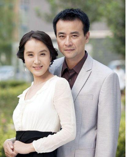 著名演员罗钢陪小妻子战胜家族遗传病生宝宝幸福背后的眼泪