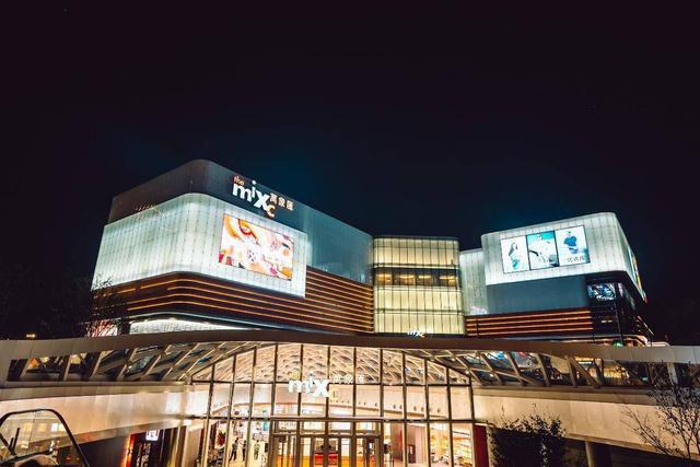 南京桥北万象汇启幕,"首店收割机"焕新江北