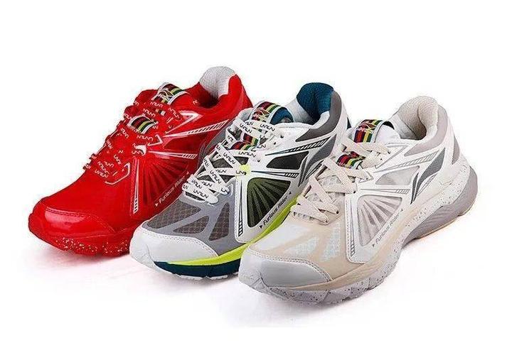 10月10日限量发售 | 李宁 烈骏 3 og