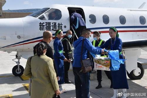 内蒙古镶黄旗新宝拉格机场投运锡林浩特至镶黄旗仅需1小时
