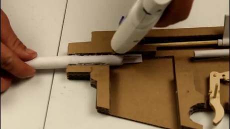 cf救世主同款枪,硬纸板制作的m416,威力将会有多大呢?