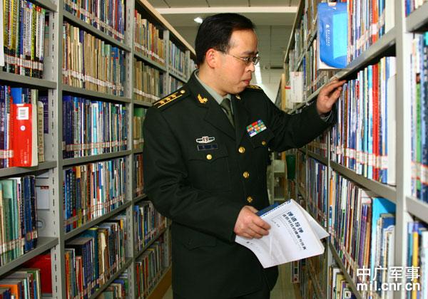 二炮某军代室博士后军代表廖平:坚守打赢第一战位