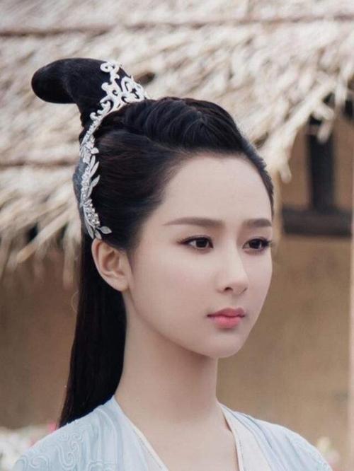 杨紫古风头像._杨紫_古风_影视_明星娱乐资讯