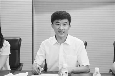 本溪市溪湖区委常委,区总工会主席姜东新:主席的"心头事"