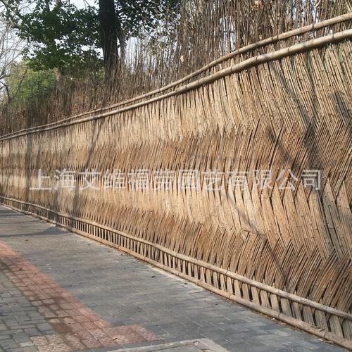竹篱笆纯手工编制墙篱笆丁香别墅上海竹篱笆常青藤供应