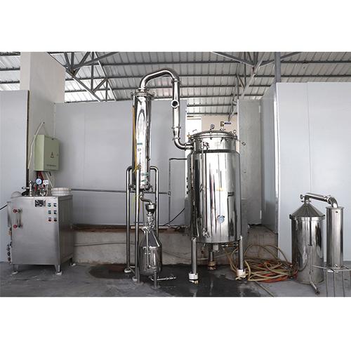 桉树叶精油萃取机檀香精油提取设备艾草精油纯露生产线