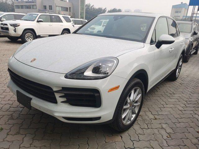 21款保时捷卡宴3.0白外红内顶配现车_凤凰网汽车_凤凰网