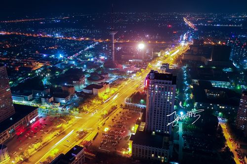 标题:东营夜色