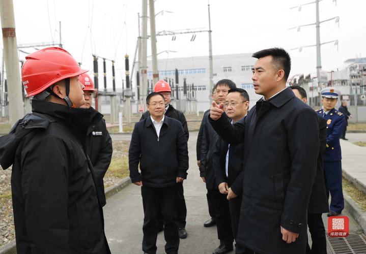 刘超元方检查春节前安全生产和市场供应