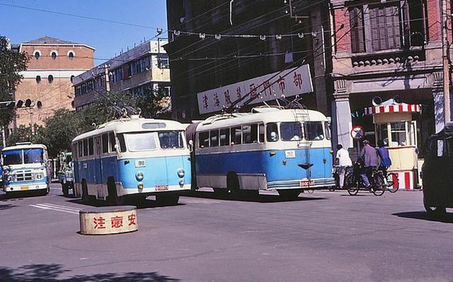 1986年天津老照片海河风光秀丽解放路绿树成荫看看有多美