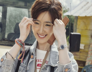 埃博拉前线是什么题材罗晋毛晓彤一起抗疫