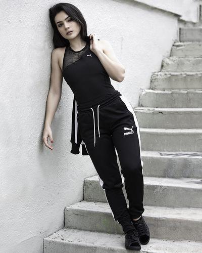 安德莉亚·隆多 andrea londo的图片