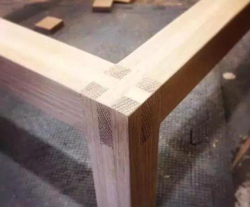 老师傅做的实木家具榫卯结构,看着真漂亮!